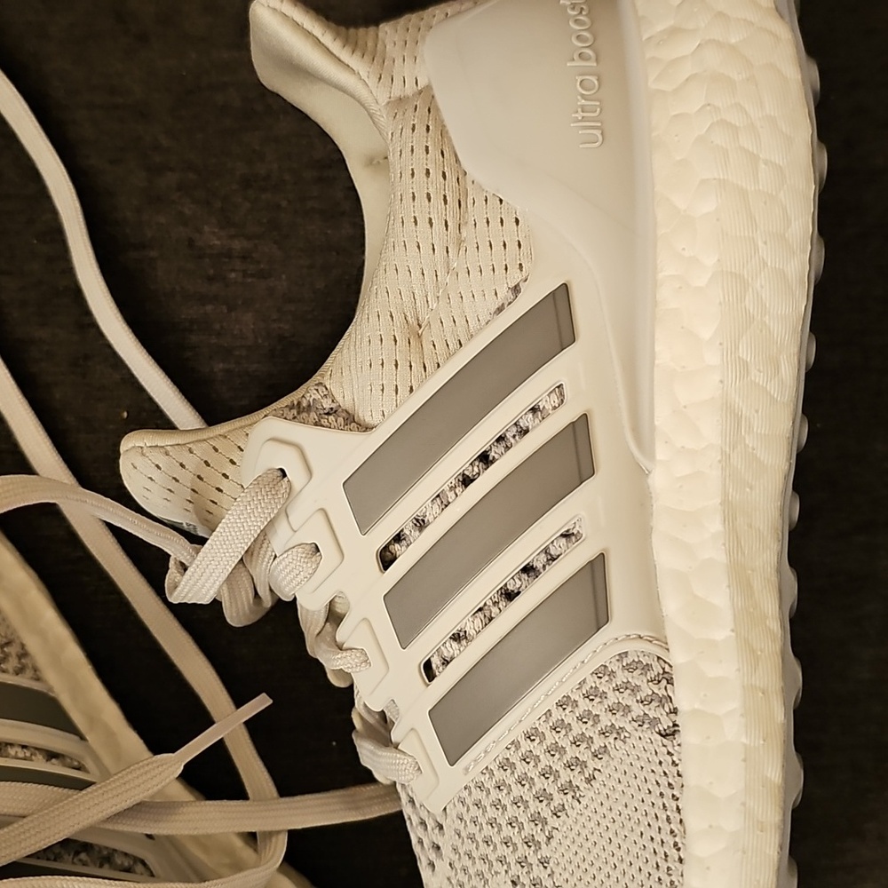 Adidas Women's White Running Shoes - Picture 10 of 10